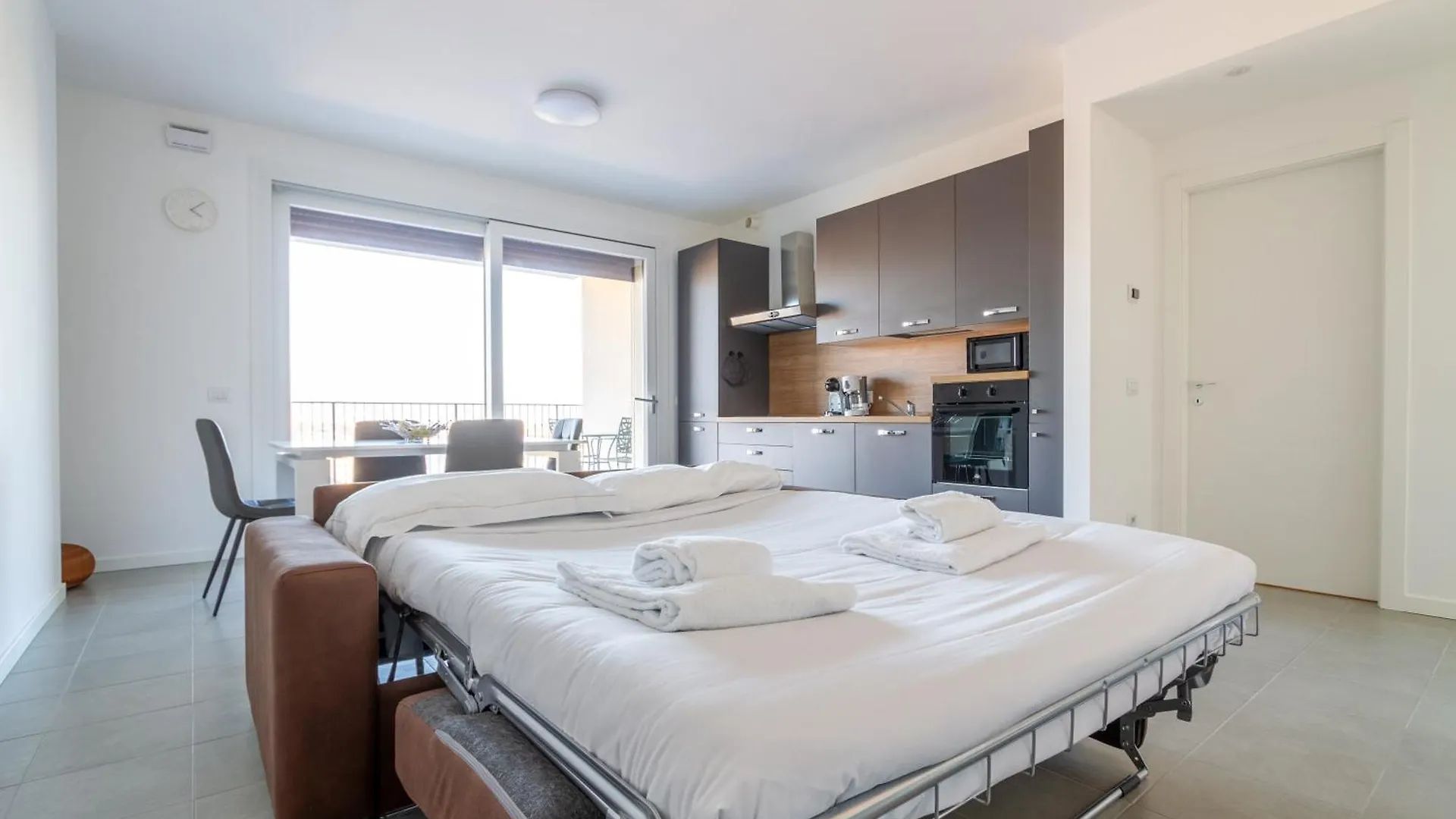City View Apartment 15 Min From Duomo Milano Italien