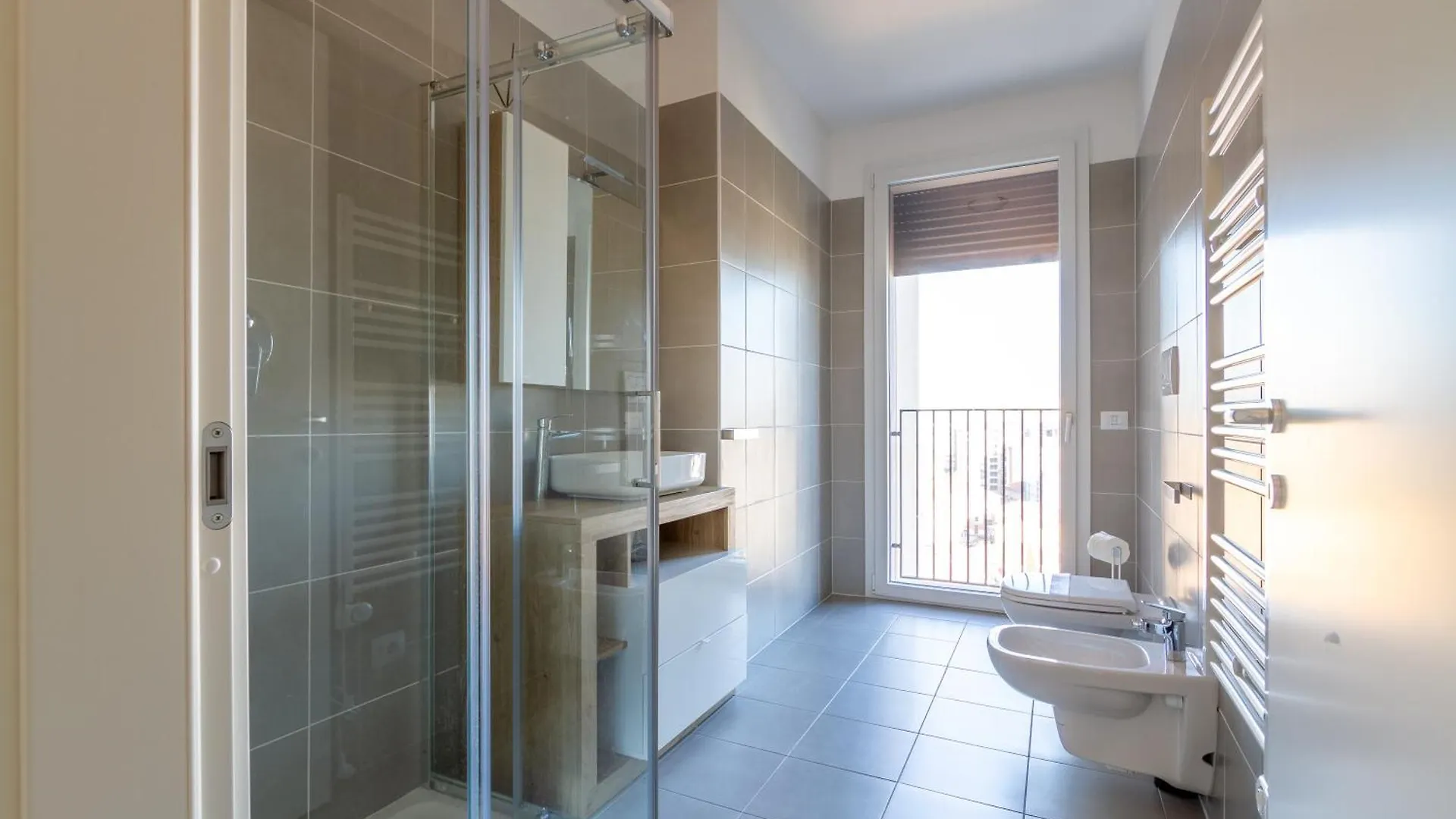 City View Apartment 15 Min From Duomo Milano Italien